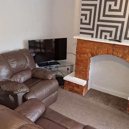 4 Bedroom Perfect Home For The Family Getaway Birmingham Esterno foto