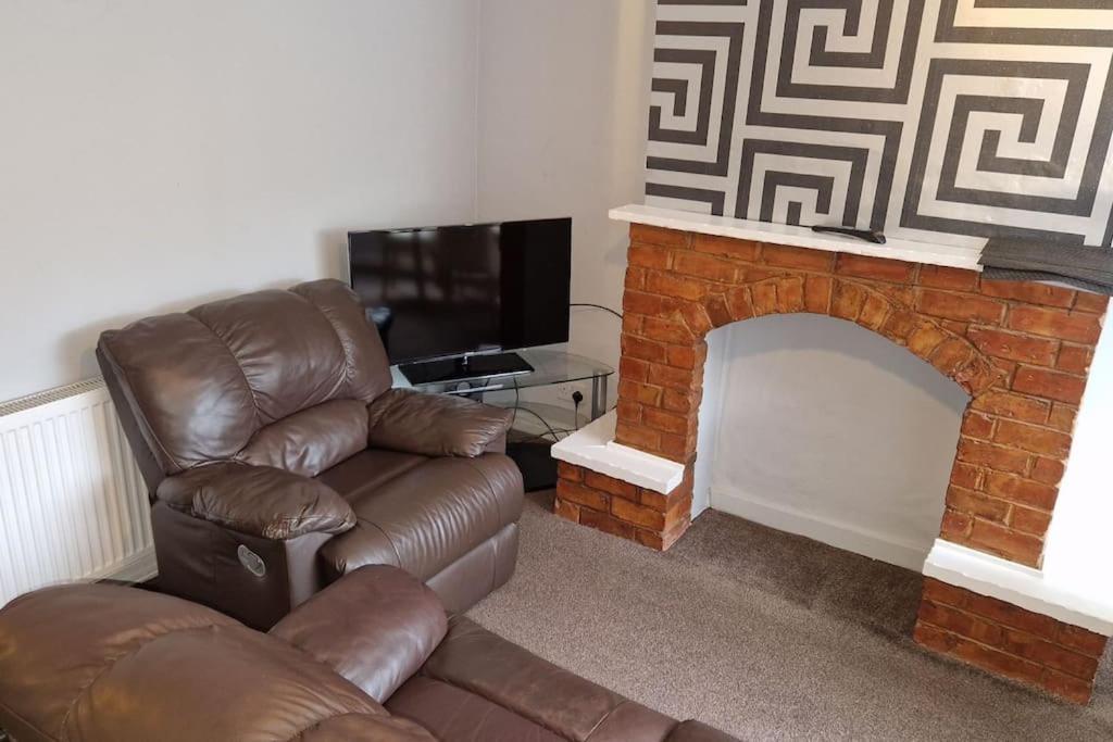 4 Bedroom Perfect Home For The Family Getaway Birmingham Esterno foto